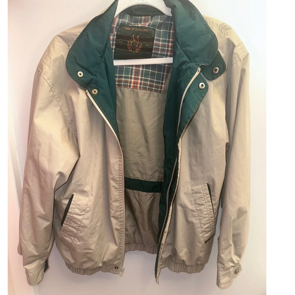 Members Only Tan Bomber Jacket Hunter Green Trim Plaid Lining Mens Small Vintage